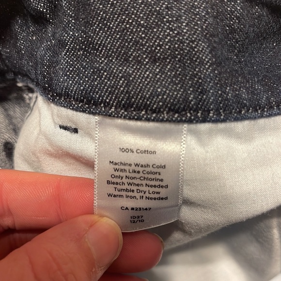 Talbots Petites Bermuda Shorts - Picture 6 of 6